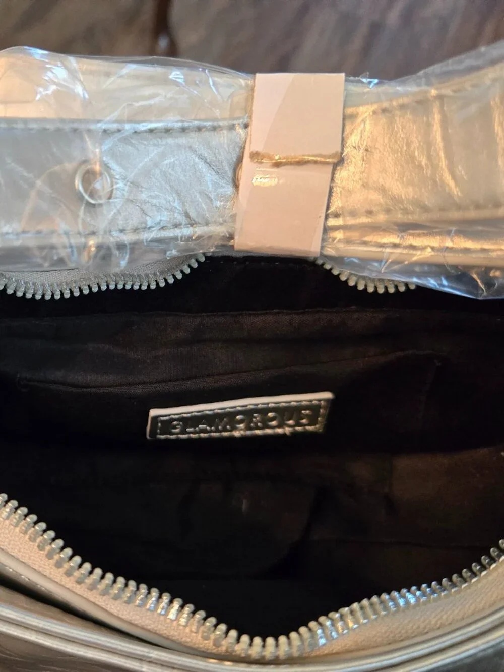 Glamorous Silver Metallic Buckle Shoulder Bag NWT - Picture 3 of 8